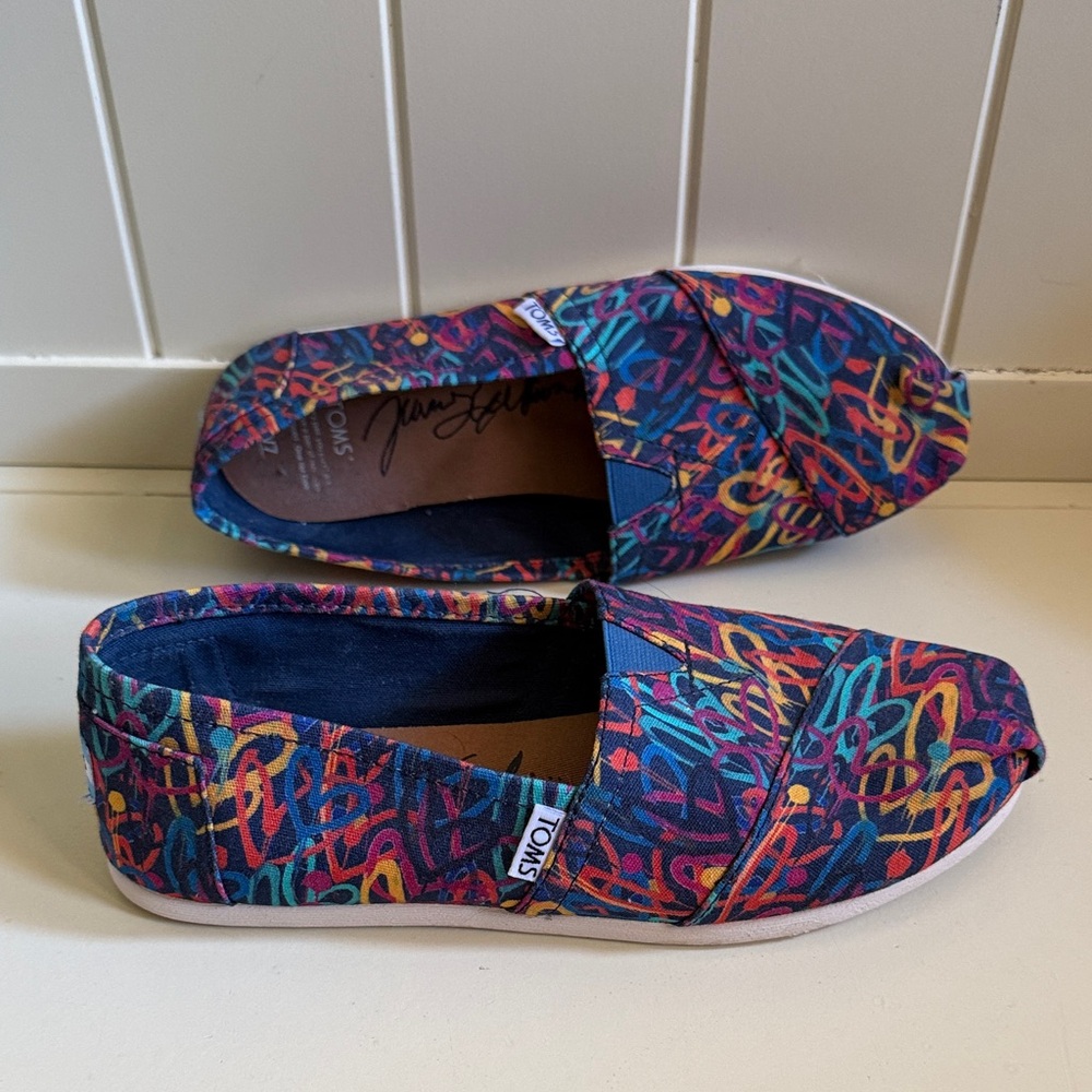 TOMS Graffiti Multi-Color Hearts Slip-Ons